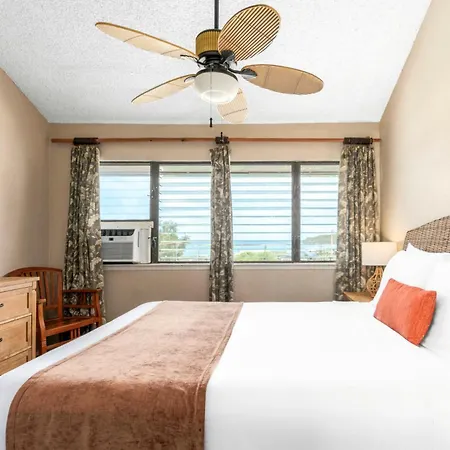 Banyan Harbor Resort-3