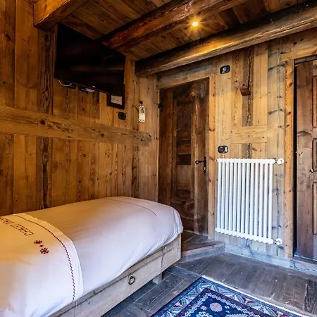 La Luge D'Antan Maison D'Hotes & Spa-3