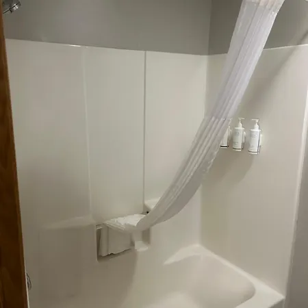 Days Inn By Wyndham Laramie-2
