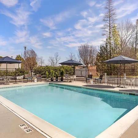 Best Western Plus Glen Allen Inn-3