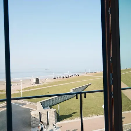 Hotel Haus am Meer-3
