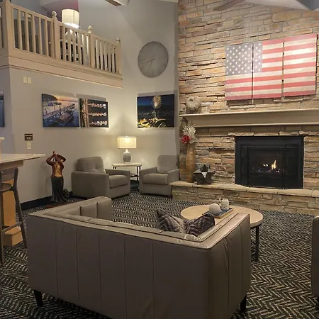 Americinn By Wyndham Okoboji-2
