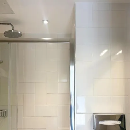 BEST WESTERN La Porte des Châteaux-3