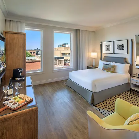 Hotel E-3