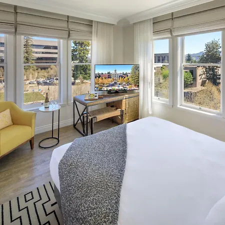 Hotel E-2