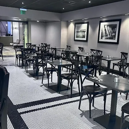 Doubletree By Hilton Newark Penn Station, Nj-3