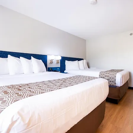 Microtel Inn & Suites By Wyndham London-3