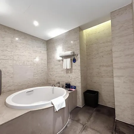Radisson Blu Resort Wetland Park-3