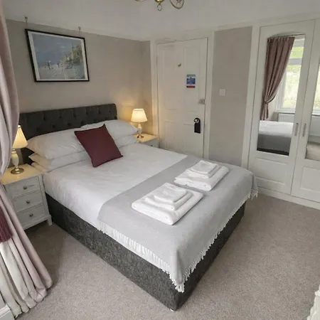 Ferndale Lodge-3