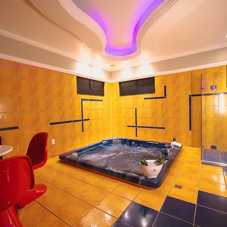 Monn Cherry Motel-2