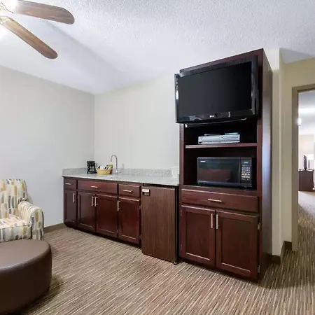 Quality Inn & Suites Mountain Home North-2