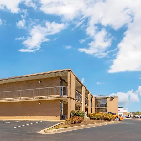 Quality Inn Columbus, Ms-2