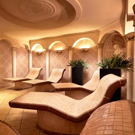 Relais&Chateaux Spa-Hotel Jagdhof-3
