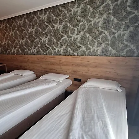 Budapest Hotel - Free Parking-2