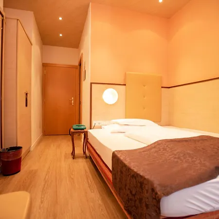Hotel Anatol-2