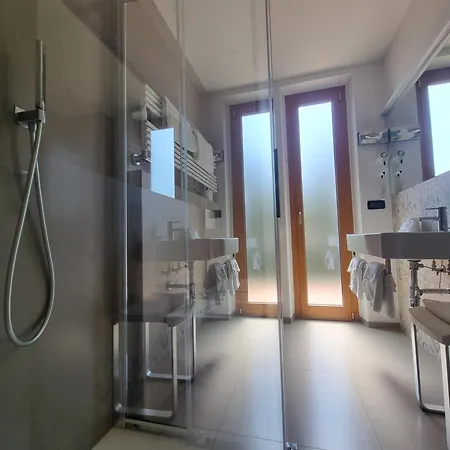 Albergo Suisse Bellevue-3