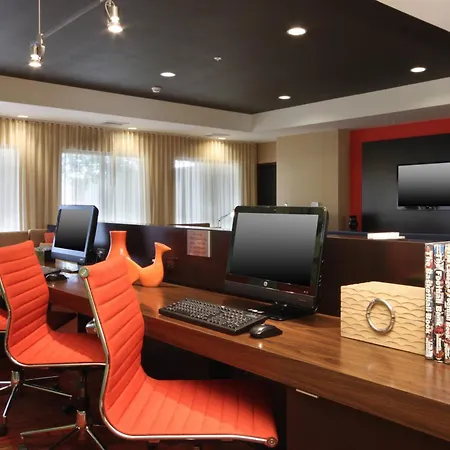 Courtyard By Marriott Salinas Monterey-2