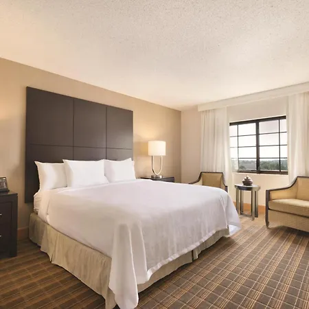 Embassy Suites Greenville Golf Resort & Conference Center-2
