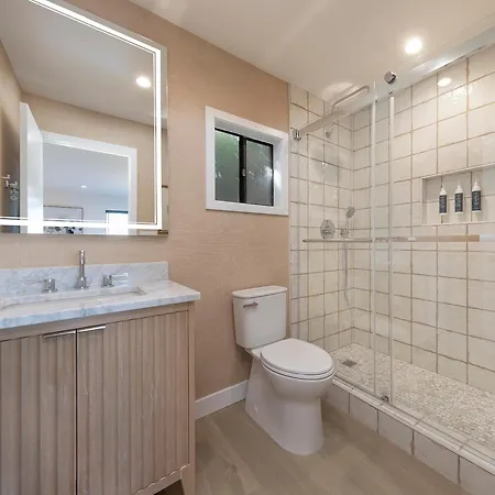 La Jolla Cove Suites-2