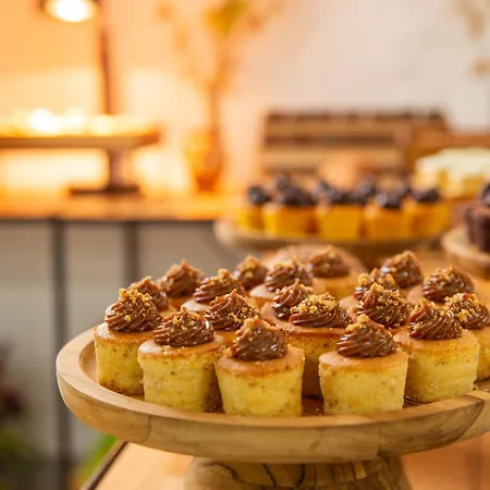 Ritz Suites Grand Hotel Boutique-2