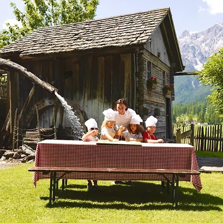 Family Resort Rainer-2