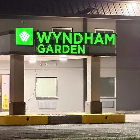Wyndham Garden Salina Conference Center-3