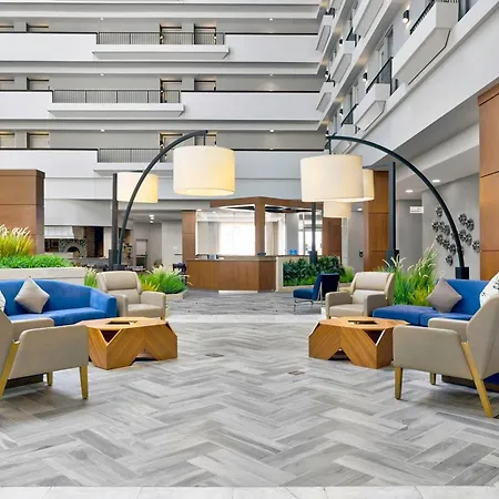 Doubletree By Hilton Davenport-3