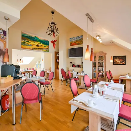 Hotel Lessing-3