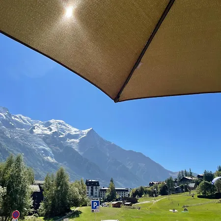 Chalet Hotel La Sapiniere-3
