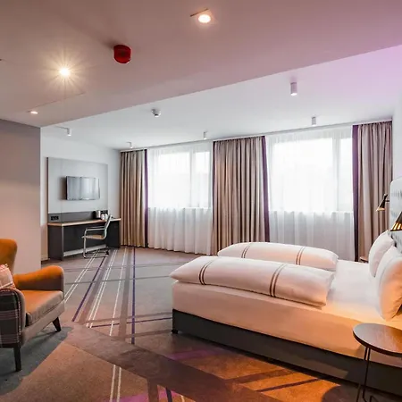 Premier Inn Karlsruhe City Am Wasserturm-2