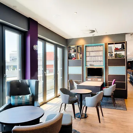 Premier Inn Dresden City Prager Straße-3