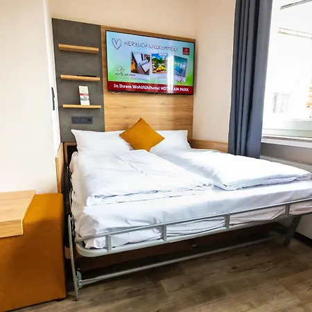 b-vier Hotel Bad Driburg-3