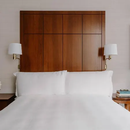 Central Loop Hotel-2