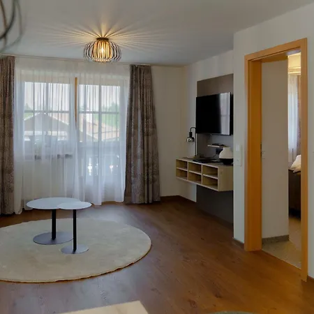Helmerhof-3