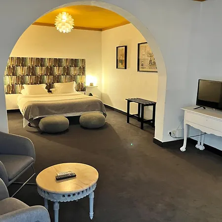 The Literary Man Obidos Hotel-3