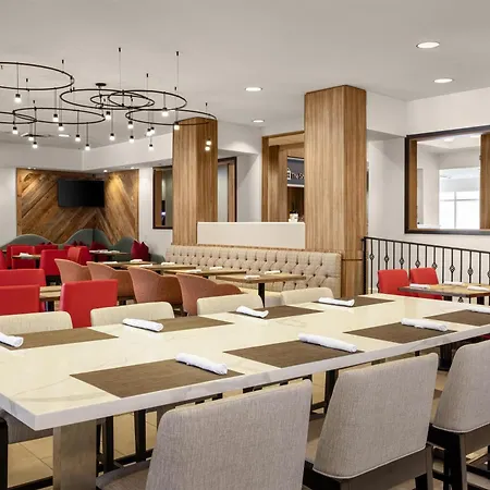 Hilton Garden Inn Phoenix Airport-3