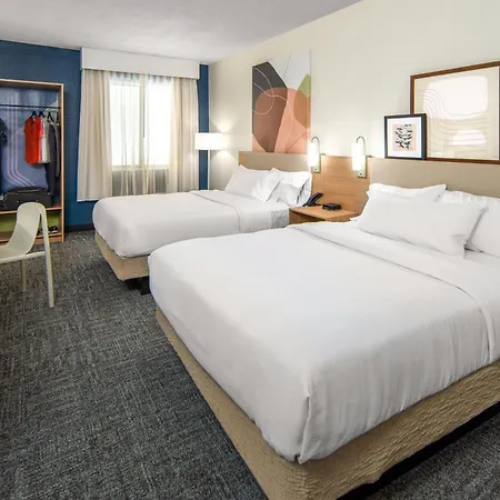 Spark By Hilton Grand Island-2
