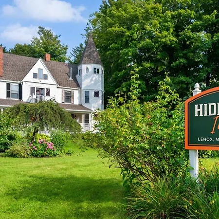 Hideaway Inn Lenox-3