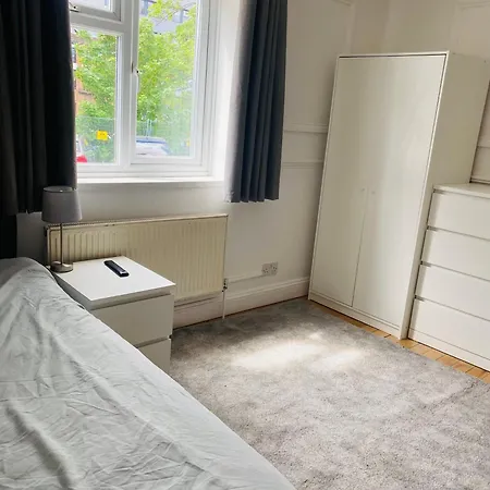 Circle Guest House Bed Only-2