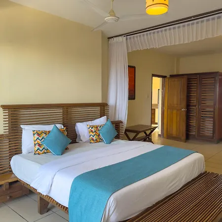 Cityblue Creekside Hotel & Suites-3