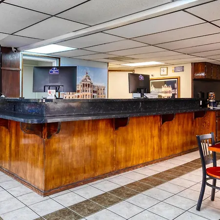 Executive Inn & Suites-3
