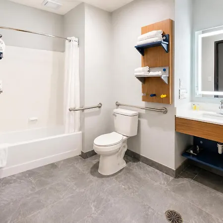 Microtel Inn & Suites By Wyndham-3