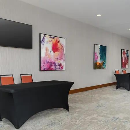 Hilton Garden Inn West Chester-2