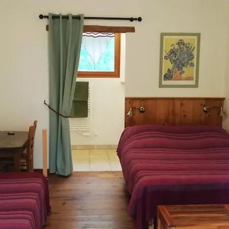 Paysannerie des Versanes - Chambres et gîte-2