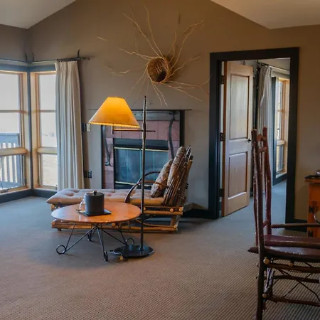 Sun Mountain Lodge-2