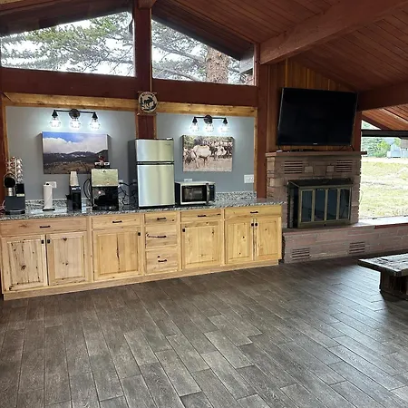 Columbine Inn (Adults Only)-3