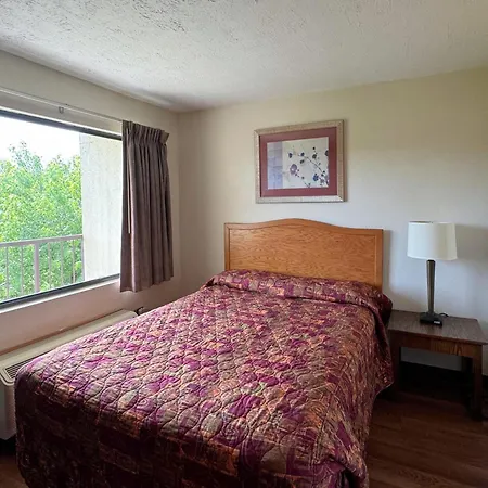 Landmark Inn On The River Sevierville-2