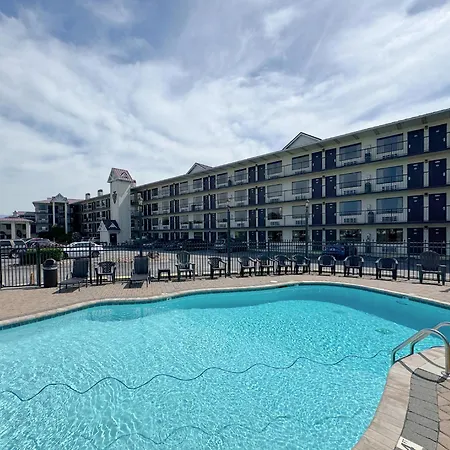 Landmark Inn On The River Sevierville-3