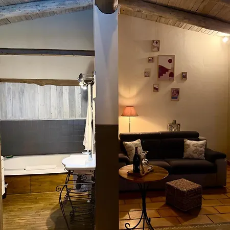 Restaurant et Chambres d'Hôtes La Ferme de Cornadel-3