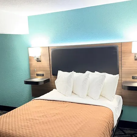 Cedar Hill Lodge-2